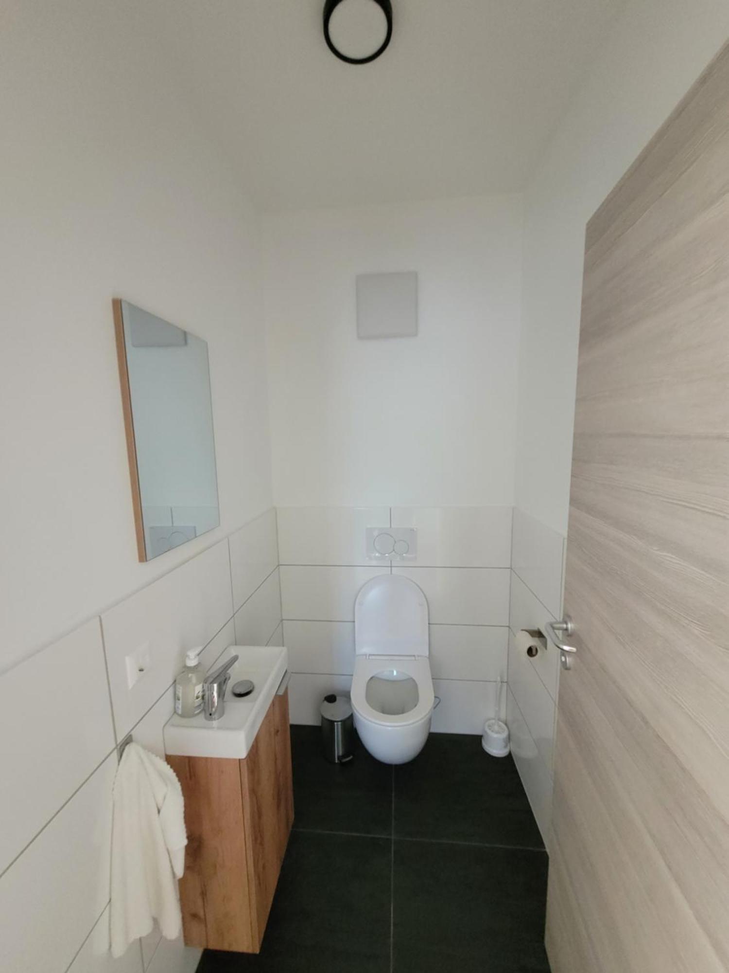 Apartment An Der Donau Krumnussbaum ภายนอก รูปภาพ