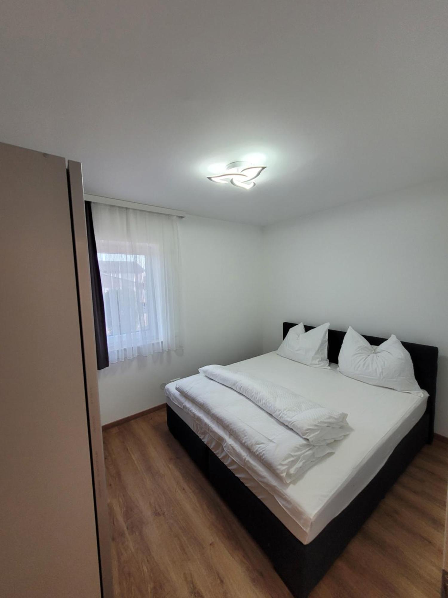 Apartment An Der Donau Krumnussbaum ภายนอก รูปภาพ