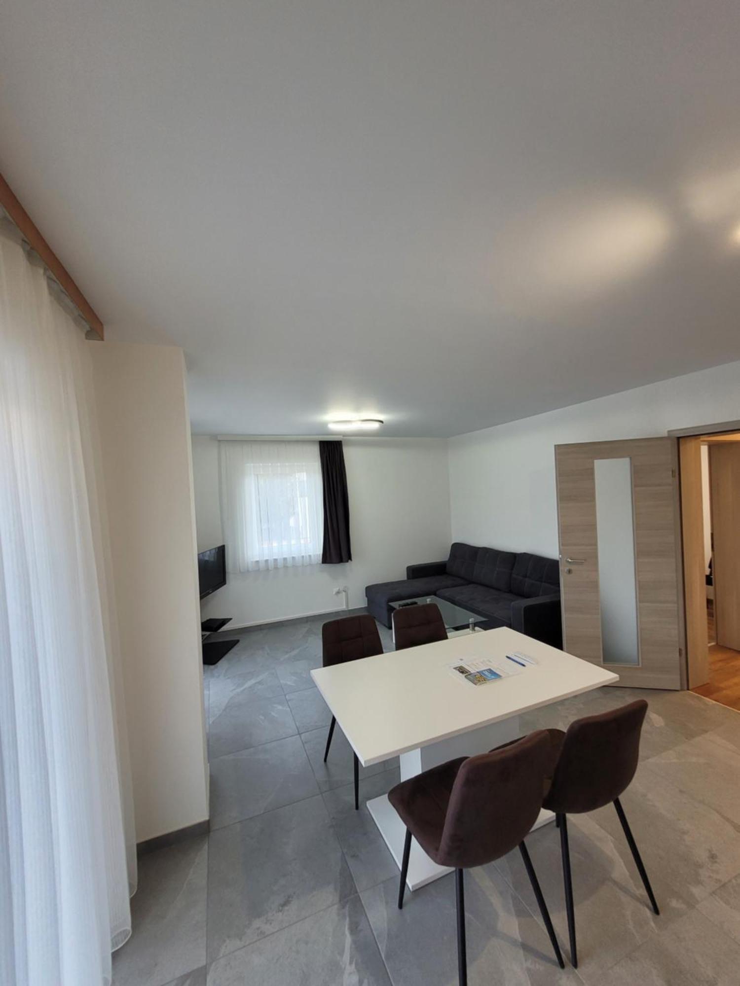 Apartment An Der Donau Krumnussbaum ภายนอก รูปภาพ